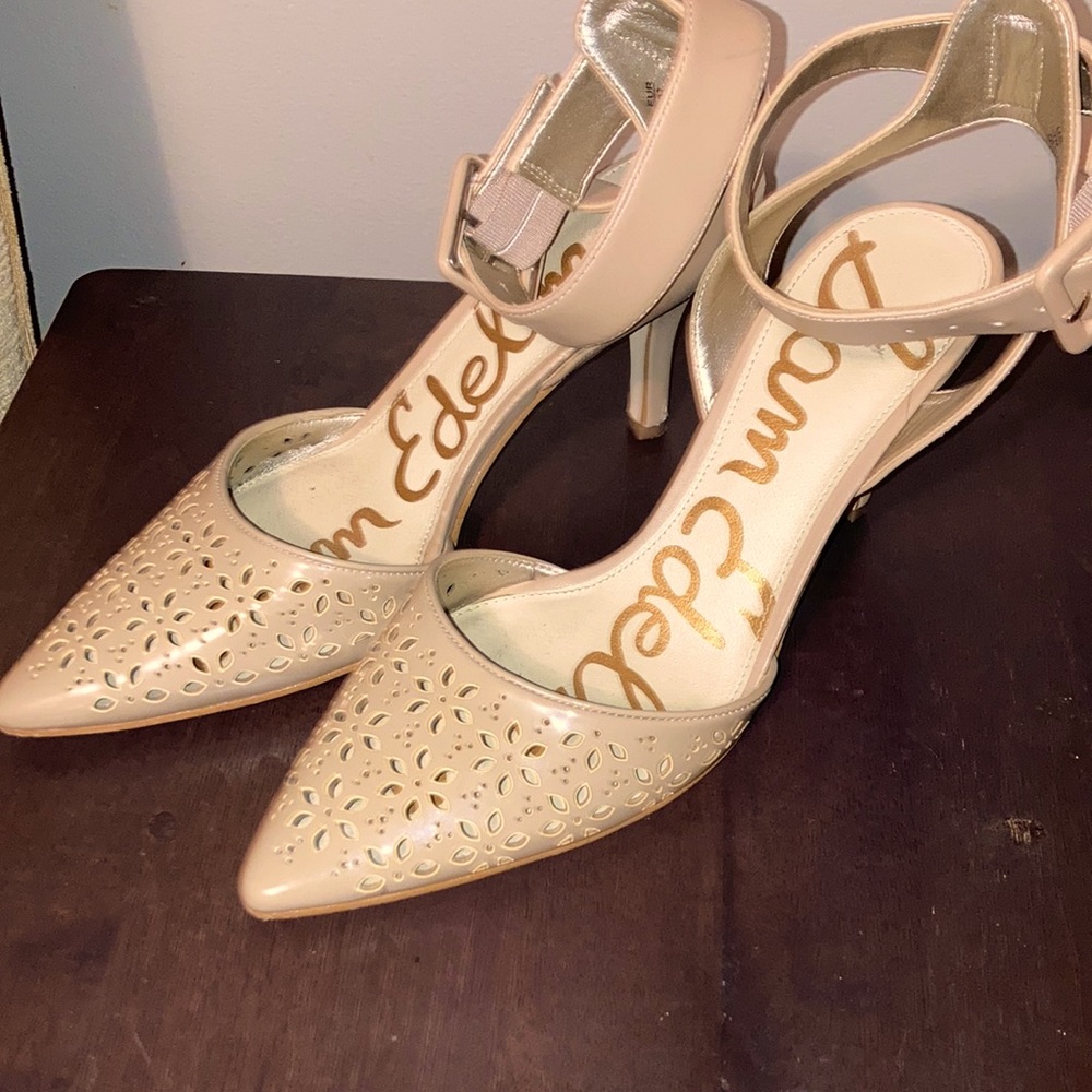 Sam Edelman beige tan pumps size 7